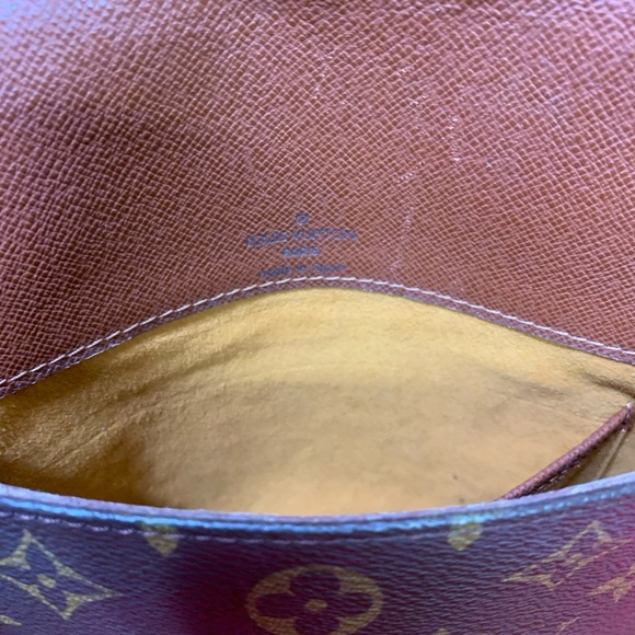 Authentic Louis Vuitton Salsa crossbody bag - Picture 6 of 11